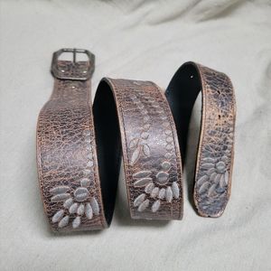 BEDSTU Distressed leather belt with embroidery size L